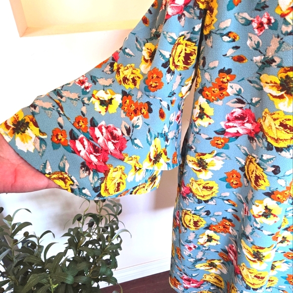 New Xhilaration Women’s Floral Print Off The Shoulder Bell Sleeve Boho Dress XXL - Picture 6 of 10